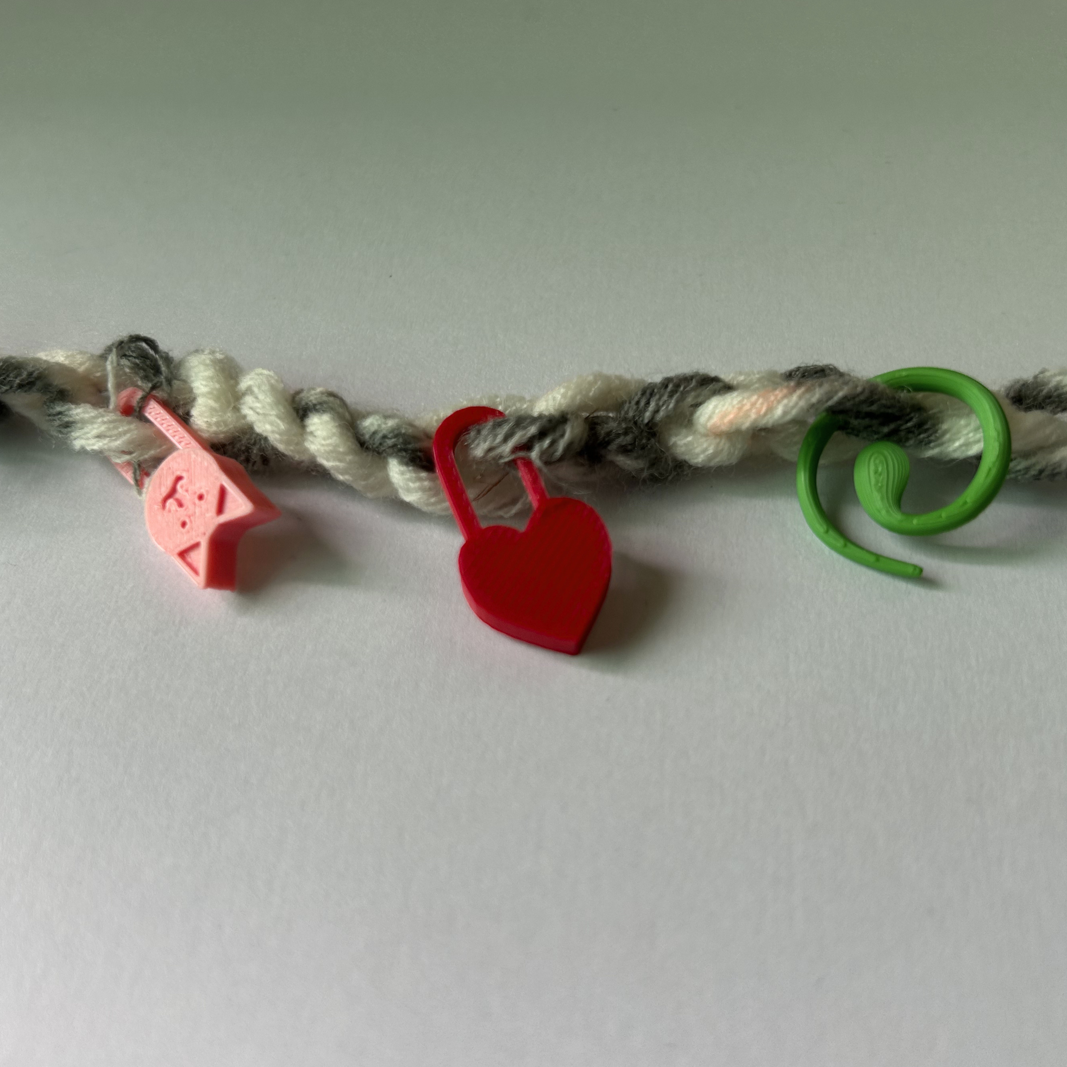 Stitch Markers (12 Pcs)